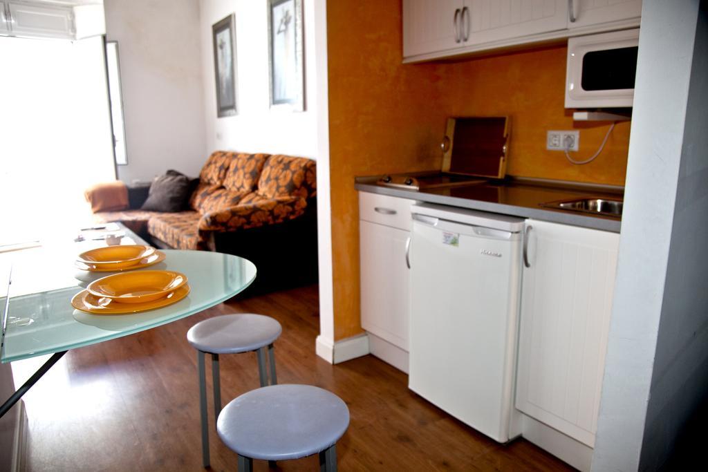 Apartamentos La Casa de la Alameda Medina-Sidonia Ruang foto