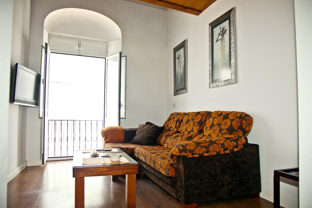Apartamentos La Casa de la Alameda Medina-Sidonia Ruang foto